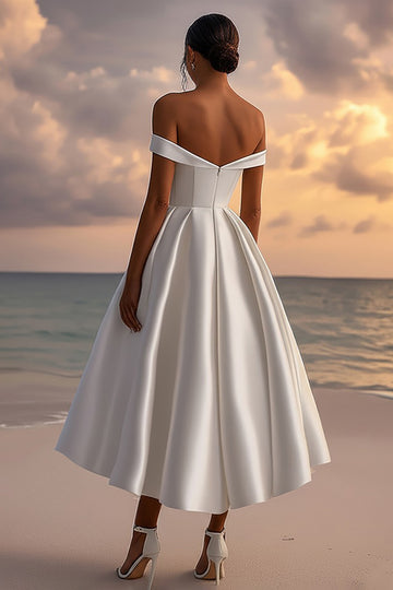 Satin Off The Shoulder Telång Vit Bröllopsklänning